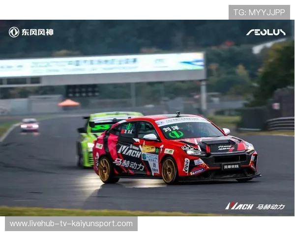 赛车弯道超越成赛场新艺术