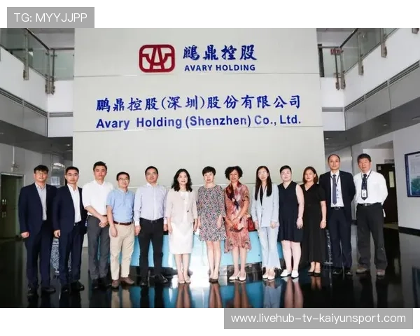 深圳新鹏城锁定沧州射手奥乌苏，双方已完成转会手续